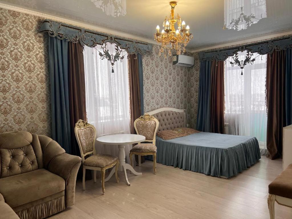 Гостинично-Банный Комплекс Майами Люкс Hotel Qostanaj Buitenkant foto