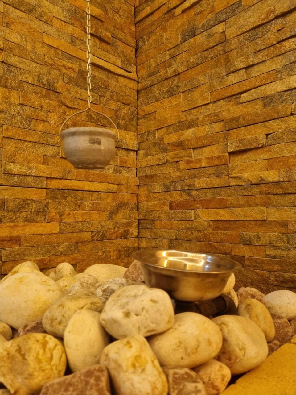 Гостинично-Банный Комплекс Майами Люкс Hotel Qostanaj Buitenkant foto